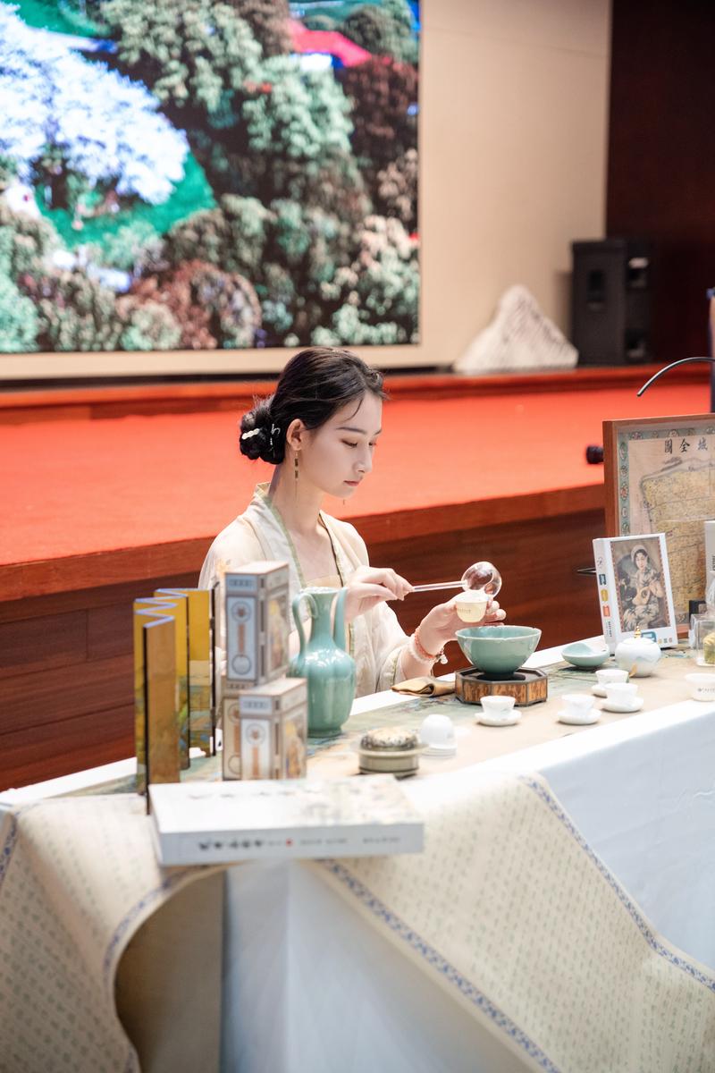品茶新体验：上海寻茶之旅